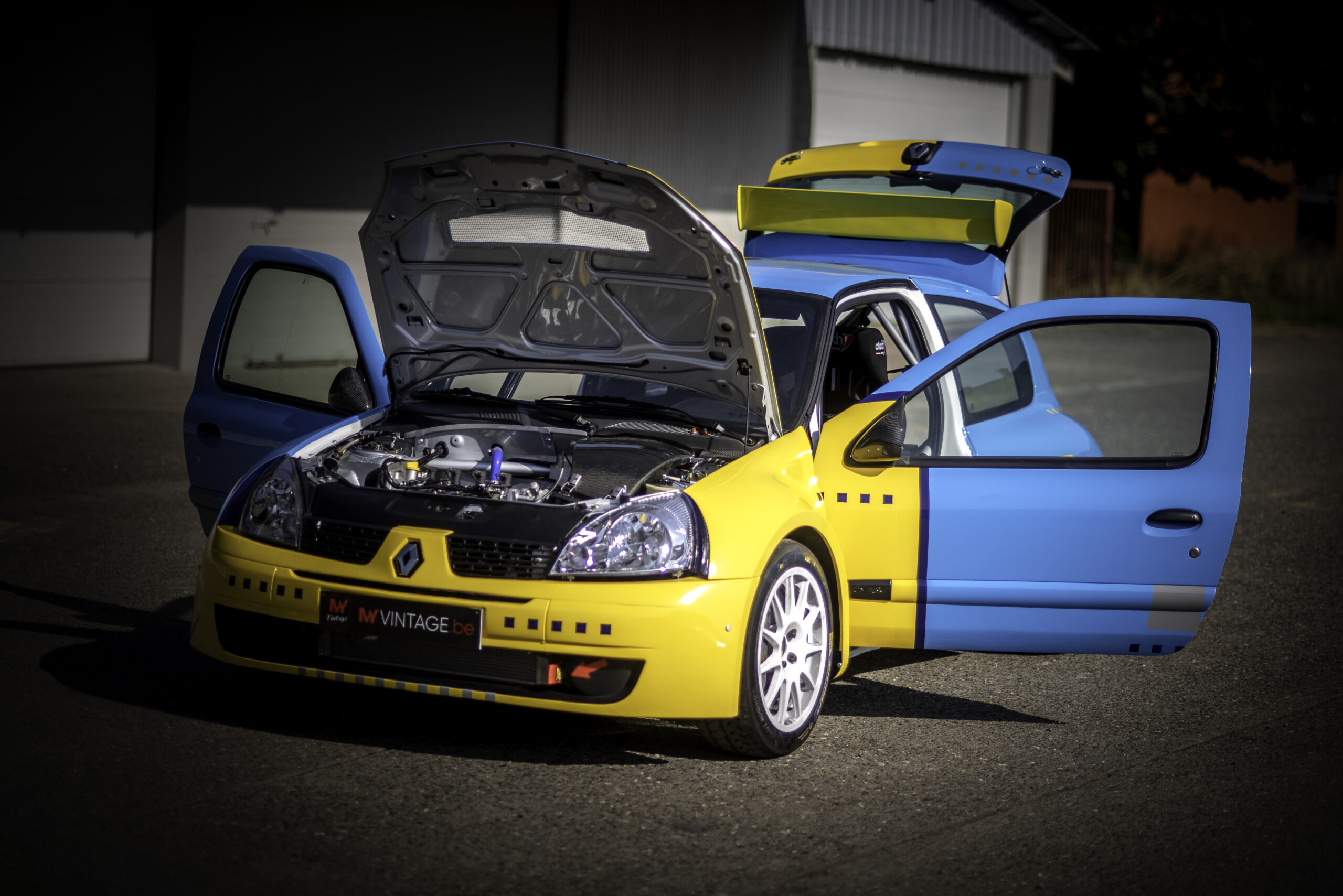 Renault Clio 2 Super 1600 Montecarlo (1:18) - Eventos Motor